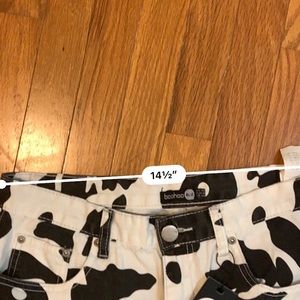 Boohoo Shorts - Boohoo cow print high rise shorts size 10 Boohoo Shorts - Boohoo cow print high rise shorts size 10